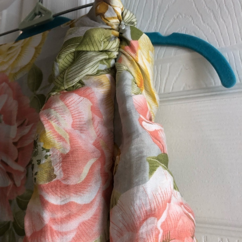 NWT Express High Waisted Asymmetrical Ruffle Mini Skirt in size 12 - Picture 5 of 12